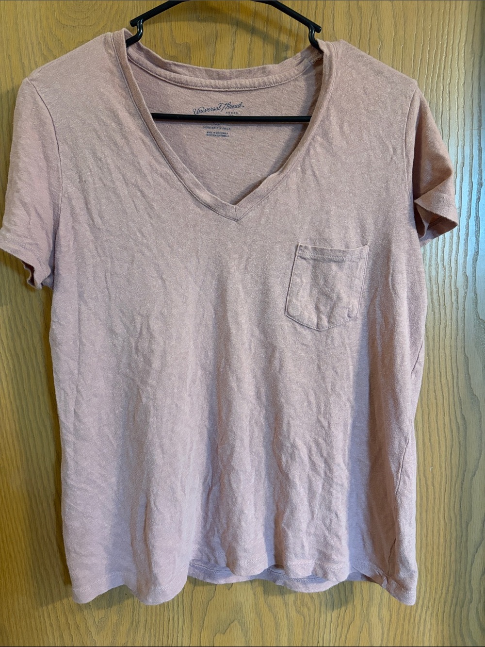 Universal Thread Women’s Monterey V-Neck Pocket Tees in Gray & Dusty Pink Medium - Picture 6 of 9